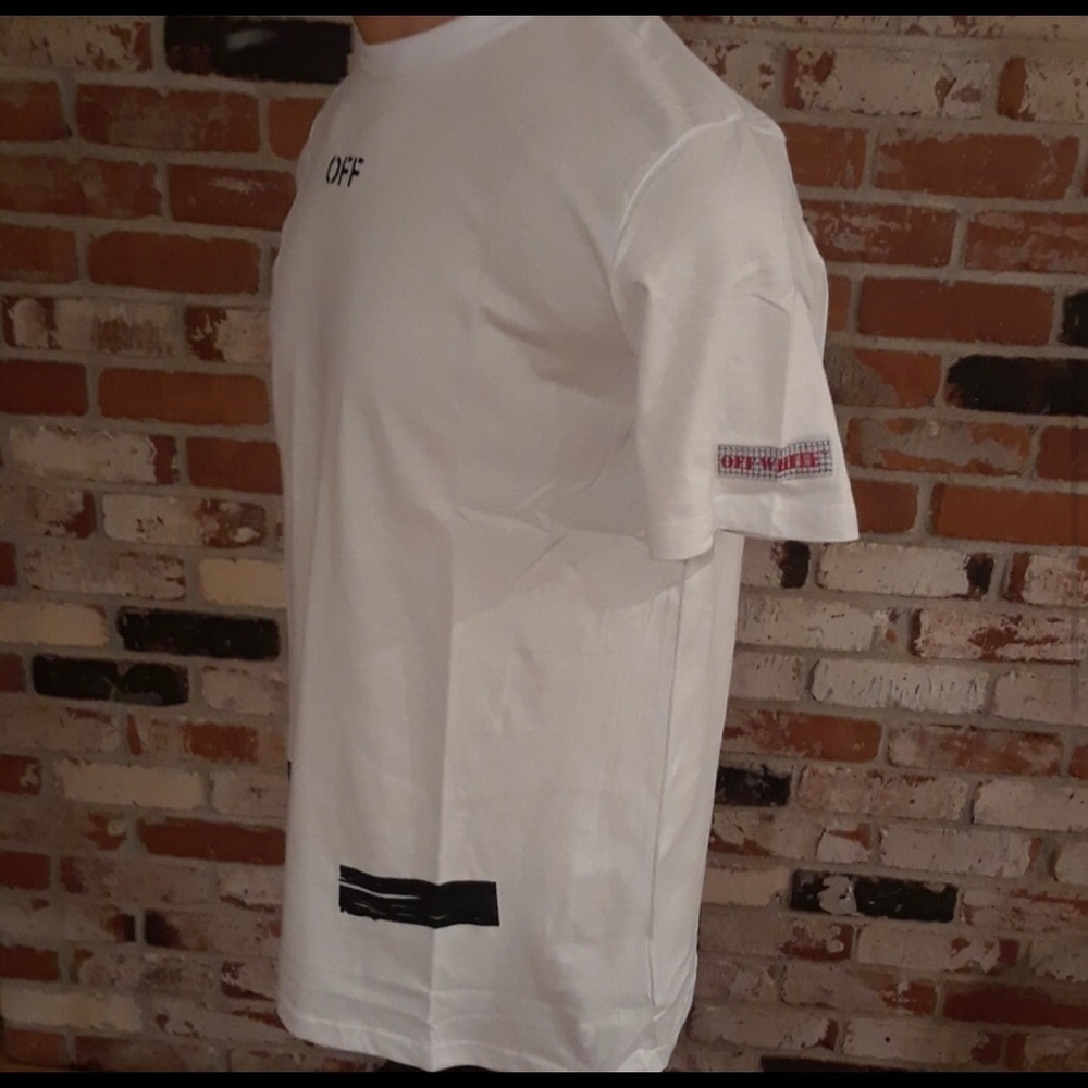 Off-White Seeing Things Tee